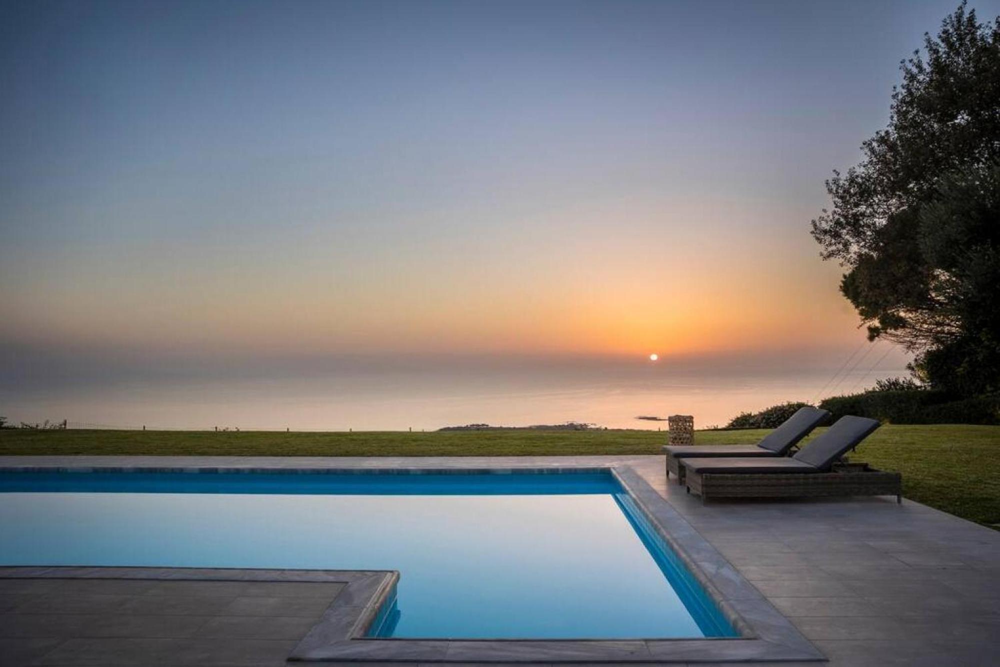 Grande Azzurro In Lakithra Villa ภายนอก รูปภาพ