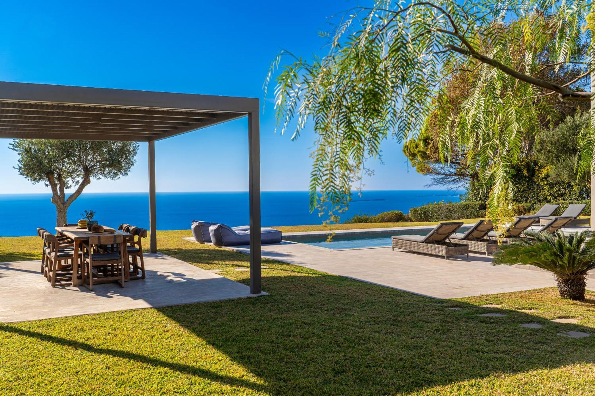Grande Azzurro In Lakithra Villa ภายนอก รูปภาพ