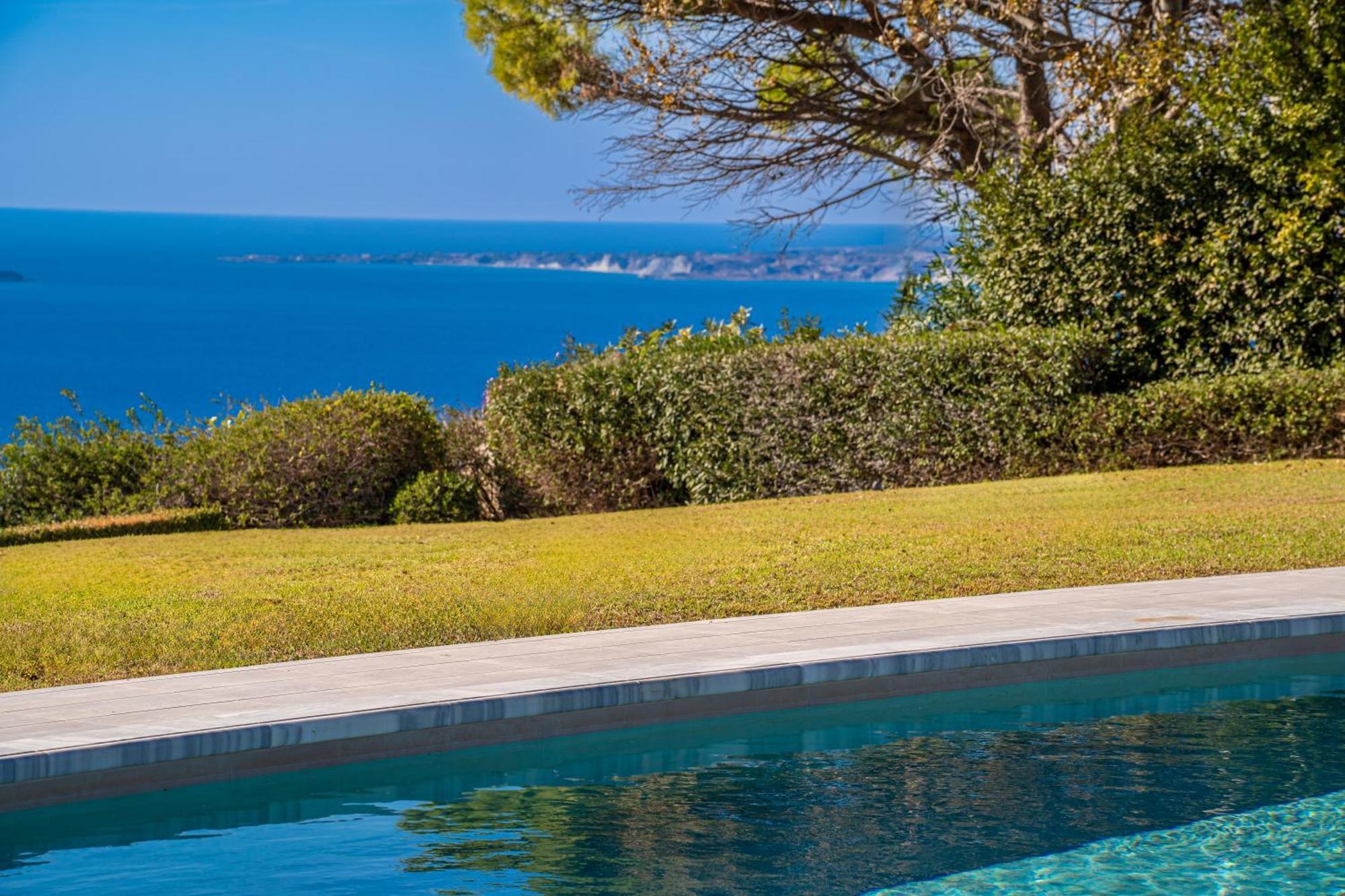 Grande Azzurro In Lakithra Villa ภายนอก รูปภาพ